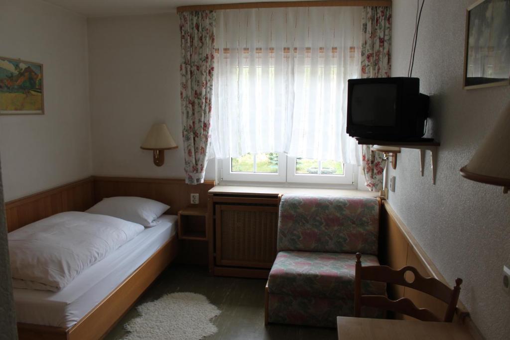 Gasthof Jäger Heppenheim  Zimmer foto
