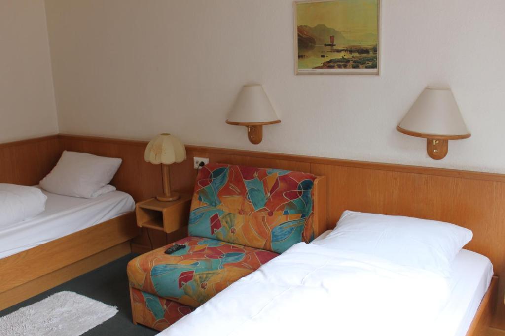 Gasthof Jäger Heppenheim  Zimmer foto